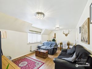 Sitting/Dining Room- click for photo gallery